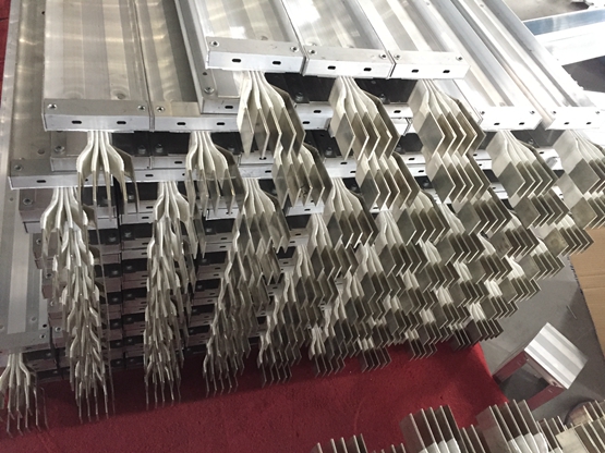 封閉母線(xiàn)槽的分類(lèi)總結(jié)